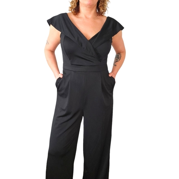 Shein V Neck Wide Leg Jumpsuit Size 0X Large Black - Picture 1 of 6